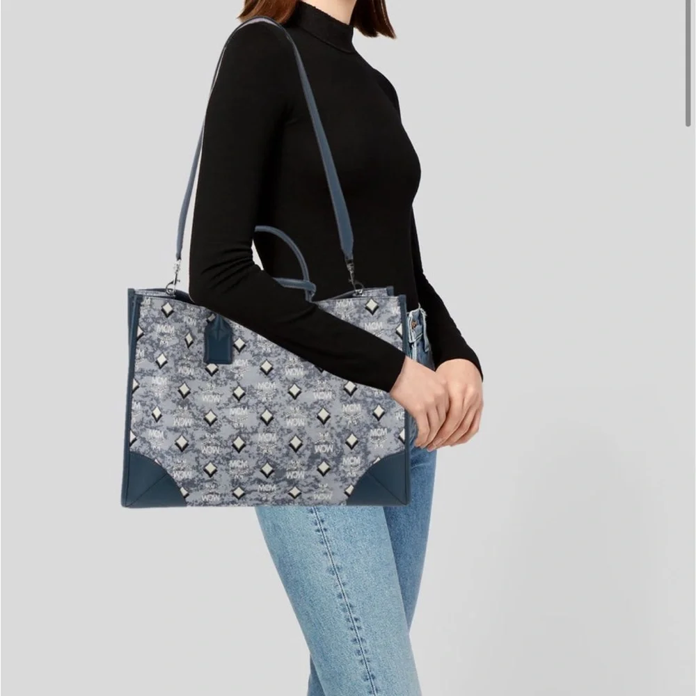 NWT MCM Visetos Tote - Picture 5 of 6